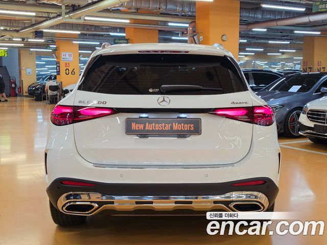 Mercedes-Benz GLC-Class GLC300 4MATIC AMG Line — пробег 20 000 км — фото 4 из 5