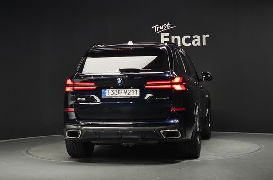 BMW X5 xDrive 40i M Sport — пробег 7 727 км — фото 4 из 5