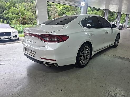 Hyundai Grandeur 3.0 Exclusive Special — пробег 135 383 км — фото 4 из 5