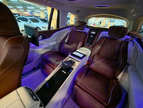 Mercedes-Benz GLS-Class Maybach GLS600 4MATIC Manufakur — пробег 4 000 км — фото 1 из 5