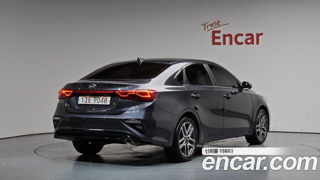 Kia K3 из Кореи Encar