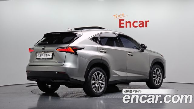 Lexus NX из Кореи Encar