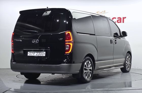Hyundai Starex Urban 9-Seater Exclusive — пробег 91 228 км — фото 2 из 5