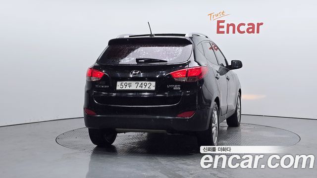 Hyundai Tucson Diesel 2WD LX20 Luxury — пробег 244 236 км — фото 4 из 5