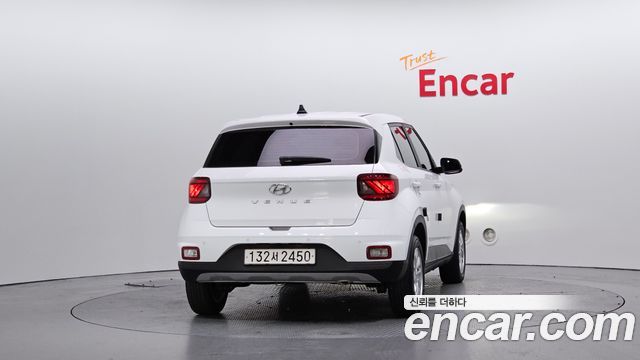 Hyundai Venue из Кореи Encar