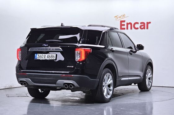 Ford Explorer 3.0 Platinum 4WD — пробег 46 615 км — фото 2 из 5