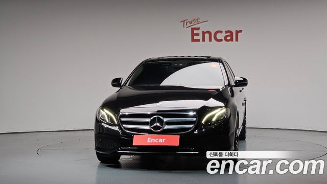 Mercedes-Benz E-Class из Кореи Encar
