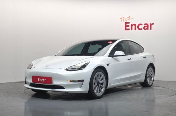 Tesla Model 3 Long Range AWD — пробег 77 657 км — фото 1 из 5