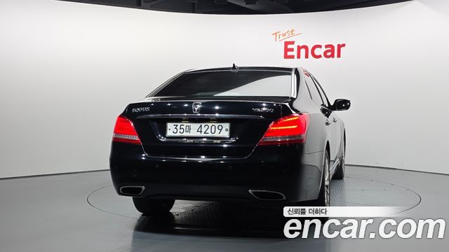 Hyundai Equus из Кореи Encar