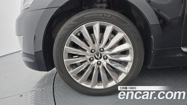 Hyundai Equus из Кореи Encar