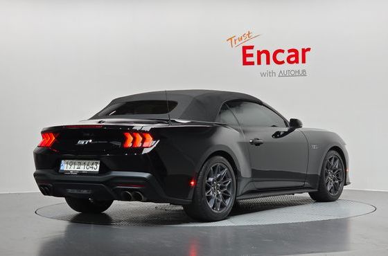Ford Mustang 5.0 GT Premium Convertible — пробег 15 207 км — фото 2 из 5