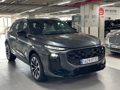 Audi Q3 TFSI Quattro S Line Black Edition — пробег 47 км — фото 3 из 5