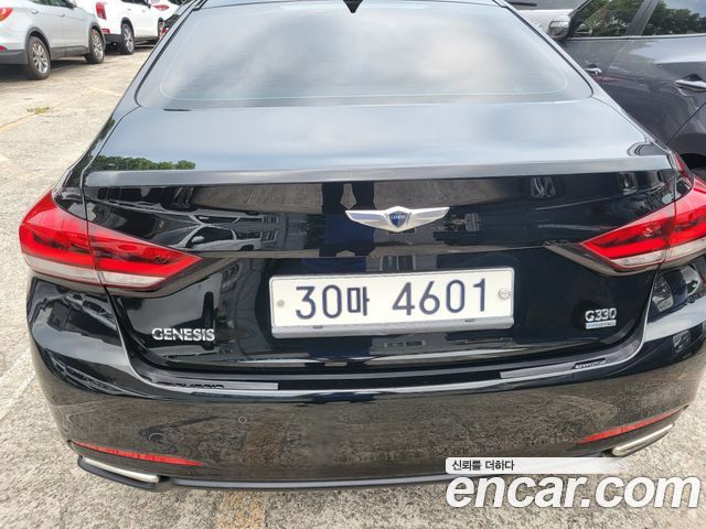 Hyundai Genesis из Кореи Encar