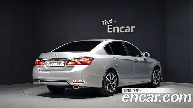 Honda Accord 2.4 9th — пробег 69 543 км — фото 2 из 5