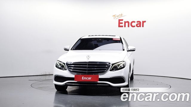 Mercedes-Benz E-Class из Кореи Encar