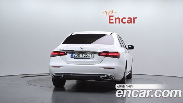 Mercedes-Benz E-Class из Кореи Encar