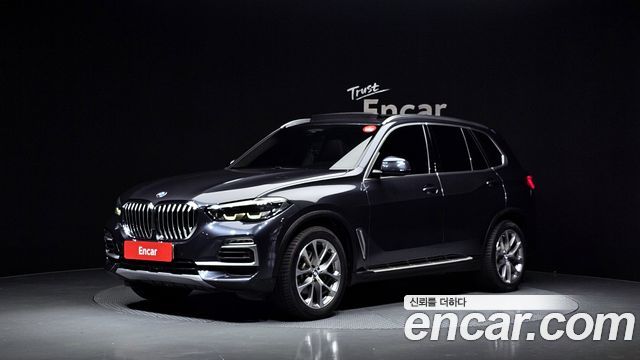 BMW X5 xDrive 30d xLine — пробег 105 872 км — фото 1 из 5