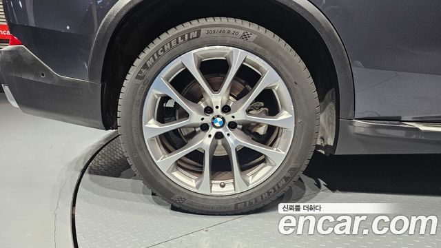 BMW X5 xDrive 30d xLine — пробег 105 872 км — фото 5 из 5