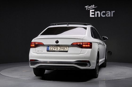 Volkswagen Jetta 1.5 TSI Prestige — пробег 40 712 км — фото 4 из 5