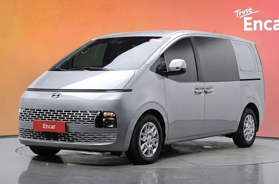 Hyundai Staria Cargo 5-Seater Modern — пробег 80 284 км — фото 1 из 5