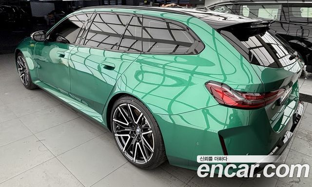 BMW M5 M5 Touring — пробег 8 600 км — фото 2 из 5