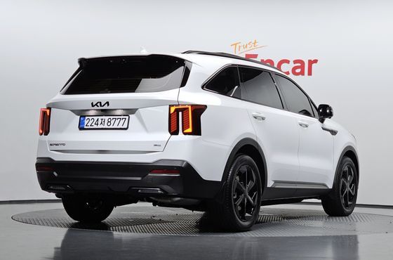 Kia Sorento HEV 1.6 2WD Signature X Line — пробег 8 147 км — фото 2 из 5