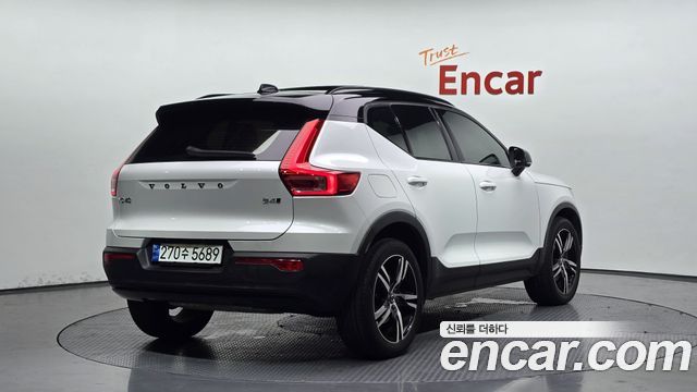 Volvo XC40 из Кореи Encar