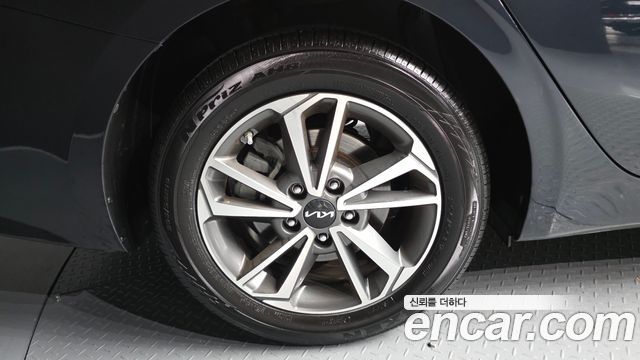 Kia K3 из Кореи Encar