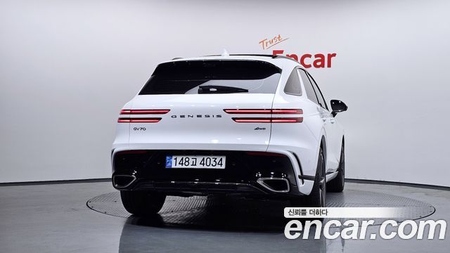 Genesis GV70 из Кореи Encar