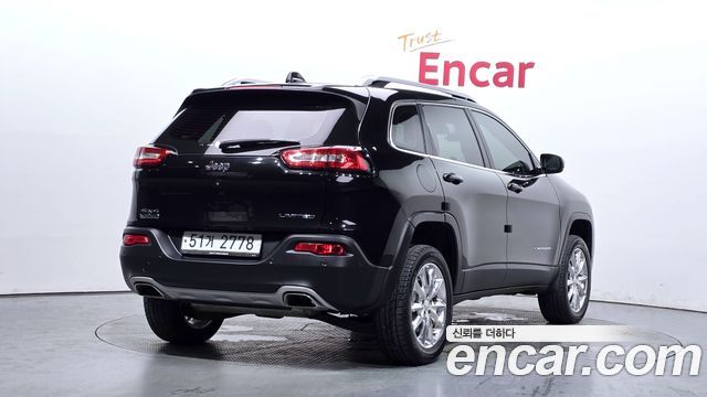 Jeep Cherokee 2.0 Diesel LIMITED 4WD — пробег 104 890 км — фото 2 из 5
