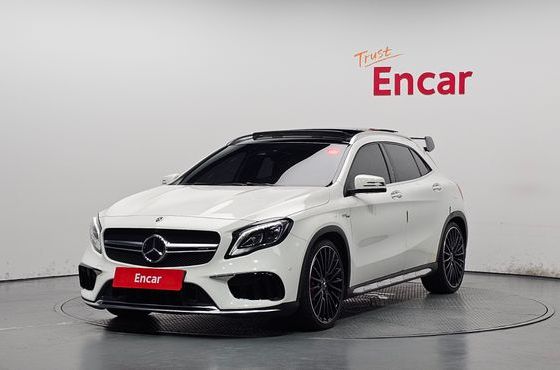Mercedes-Benz GLA-Class GLA45 AMG 4MATIC — пробег 72 454 км — фото 1 из 5