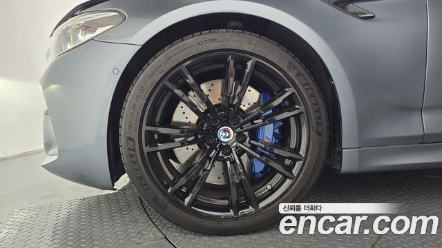 BMW M5 M5 Sedan — пробег 87 143 км — фото 5 из 5