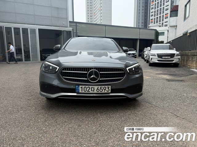 Mercedes-Benz E-Class из Кореи Encar