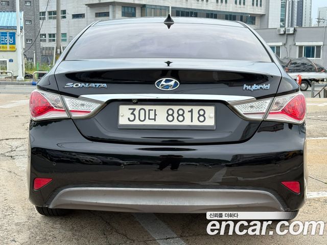 Hyundai Sonata 2.0 Premier — пробег 183 209 км — фото 3 из 5