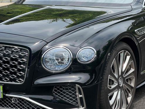 Bentley Flying Spur 4.0 Muliner — пробег 6 400 км — фото 4 из 5