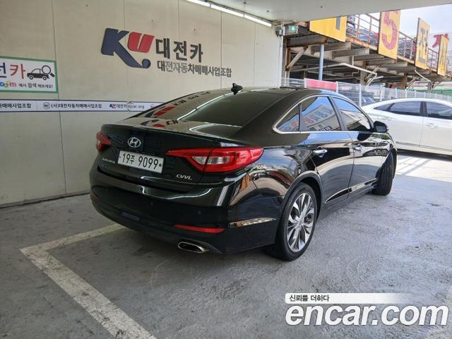 Hyundai Sonata 2.0 Smart — пробег 186 678 км — фото 2 из 5