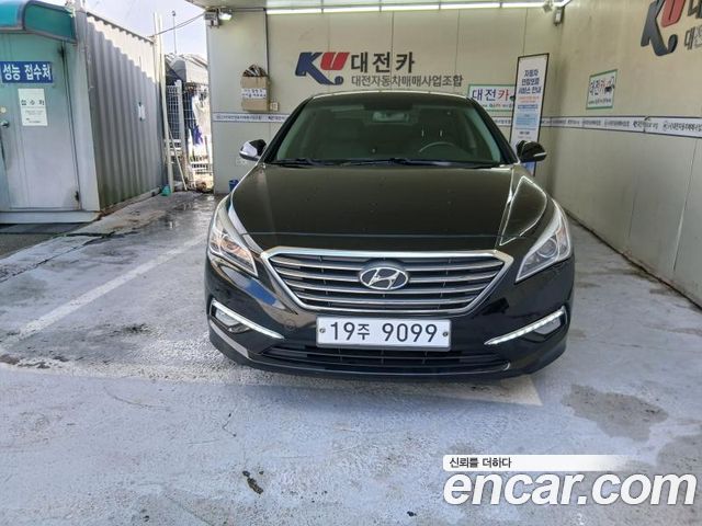 Hyundai Sonata 2.0 Smart — пробег 186 678 км — фото 3 из 5