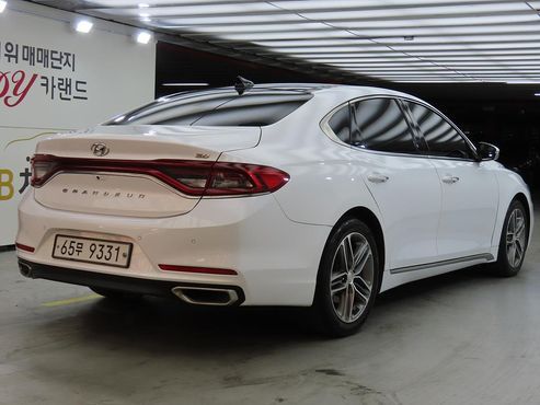 Hyundai Grandeur 2.4 Premium — пробег 77 300 км — фото 2 из 5