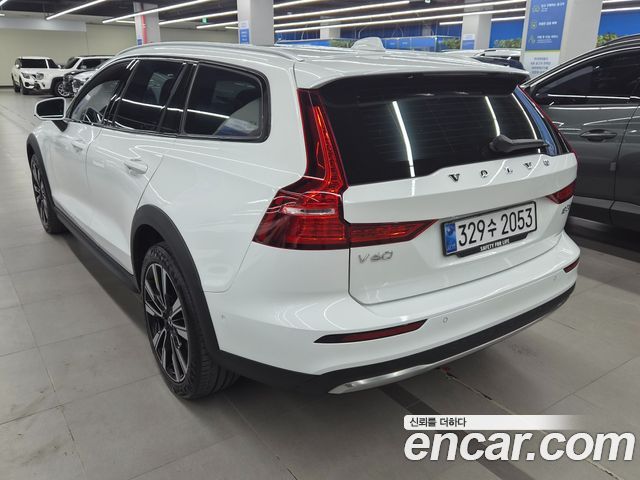 Volvo V60 из Кореи Encar