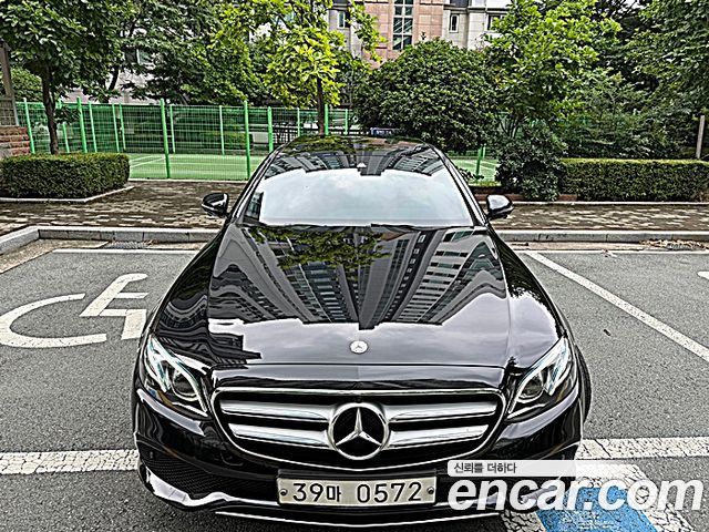 Mercedes-Benz E-Class из Кореи Encar