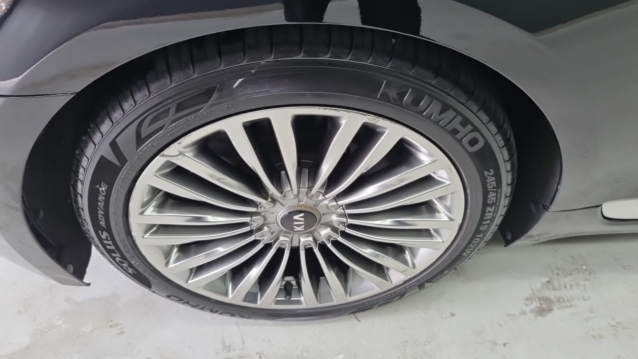 Kia K9 из Кореи Encar