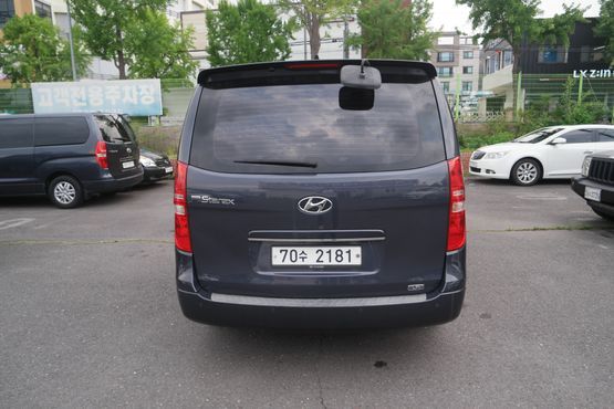 Hyundai Starex 12-Seater LPi Wagon Smart — пробег 55 780 км — фото 4 из 5