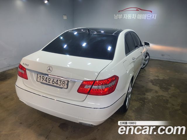 Mercedes-Benz E-Class из Кореи Encar