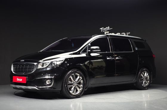 Kia Carnival 9-seater Prestige — пробег 181 662 км — фото 1 из 5