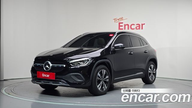 Mercedes-Benz GLA-Class GLA220 — пробег 38 717 км — фото 1 из 5