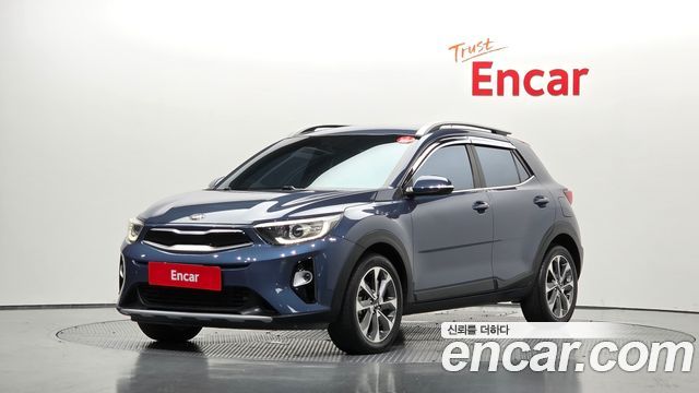 Kia Stonic из Кореи Encar