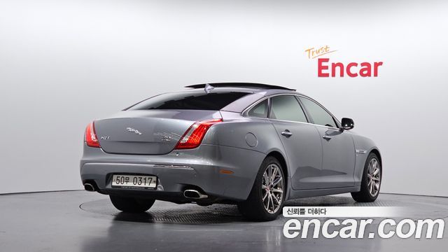 Jaguar XJ 3.0 SC AWD Premium Luxury LWB X351 — пробег 192 534 км — фото 2 из 5
