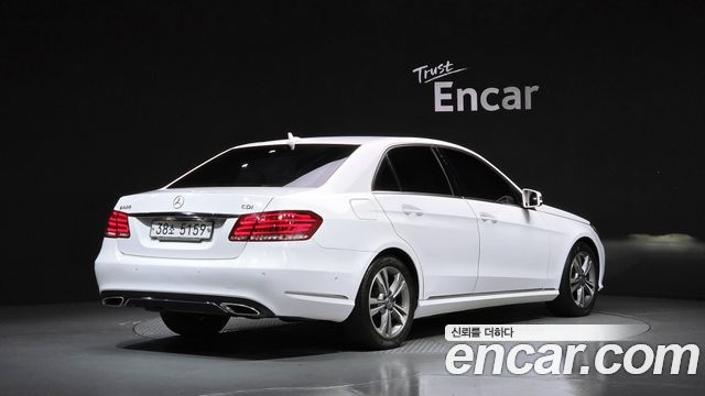 Mercedes-Benz E-Class из Кореи Encar