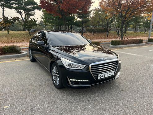 Genesis EQ900 3.8 GDI AWD Luxury — пробег 180 000 км — фото 1 из 5