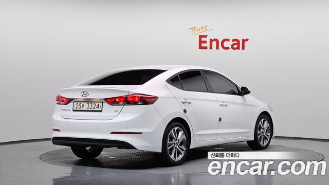 Hyundai AVANTE из Кореи Encar